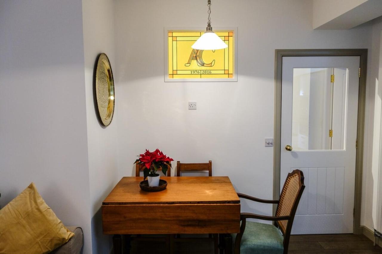 Appartement Quiet Ground Floor Mews Flat And Parking à Édimbourg Extérieur photo